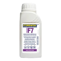 Fernox F7 biocide pour installations de chauffage central et de refroidissement à basse température - empêche la croissance bactérienne en combinaison avec F1 Pro